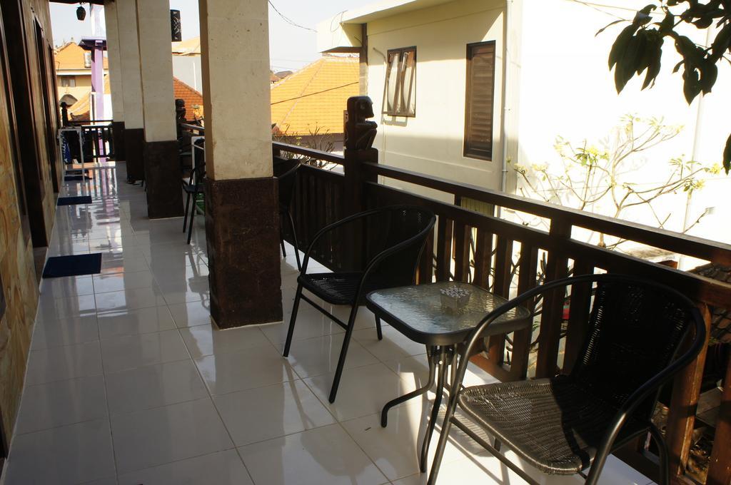 Kubu B'Dauh Homestay Легіан Екстер'єр фото